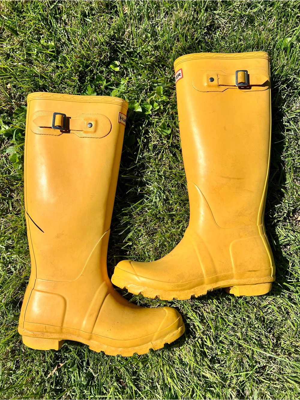 Hunter Original Tall Rubber Rain Boots in Vibrant Yellow 7 Model W23499 7F 6M - Picture 3 of 17